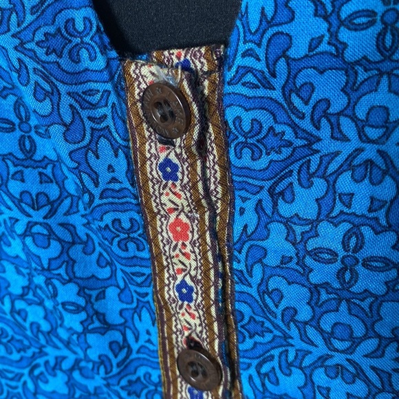 Hummingbird Boho Pleated Dress - Picture 4 of 7